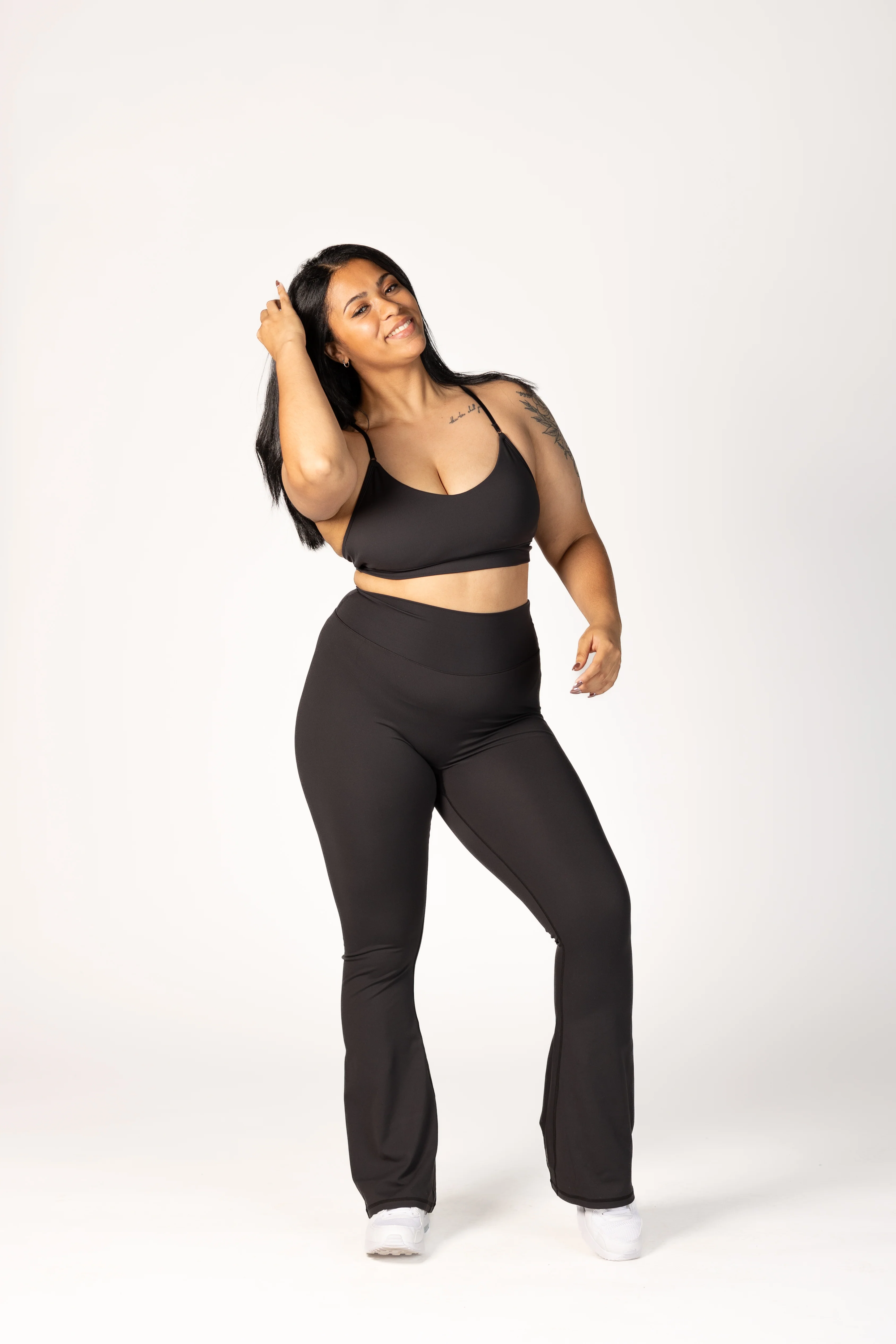 CASSEY Flare Legging - Image 9